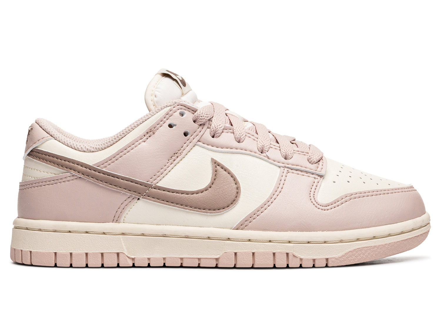 Women's Nike Dunk Low | Oneness Boutique