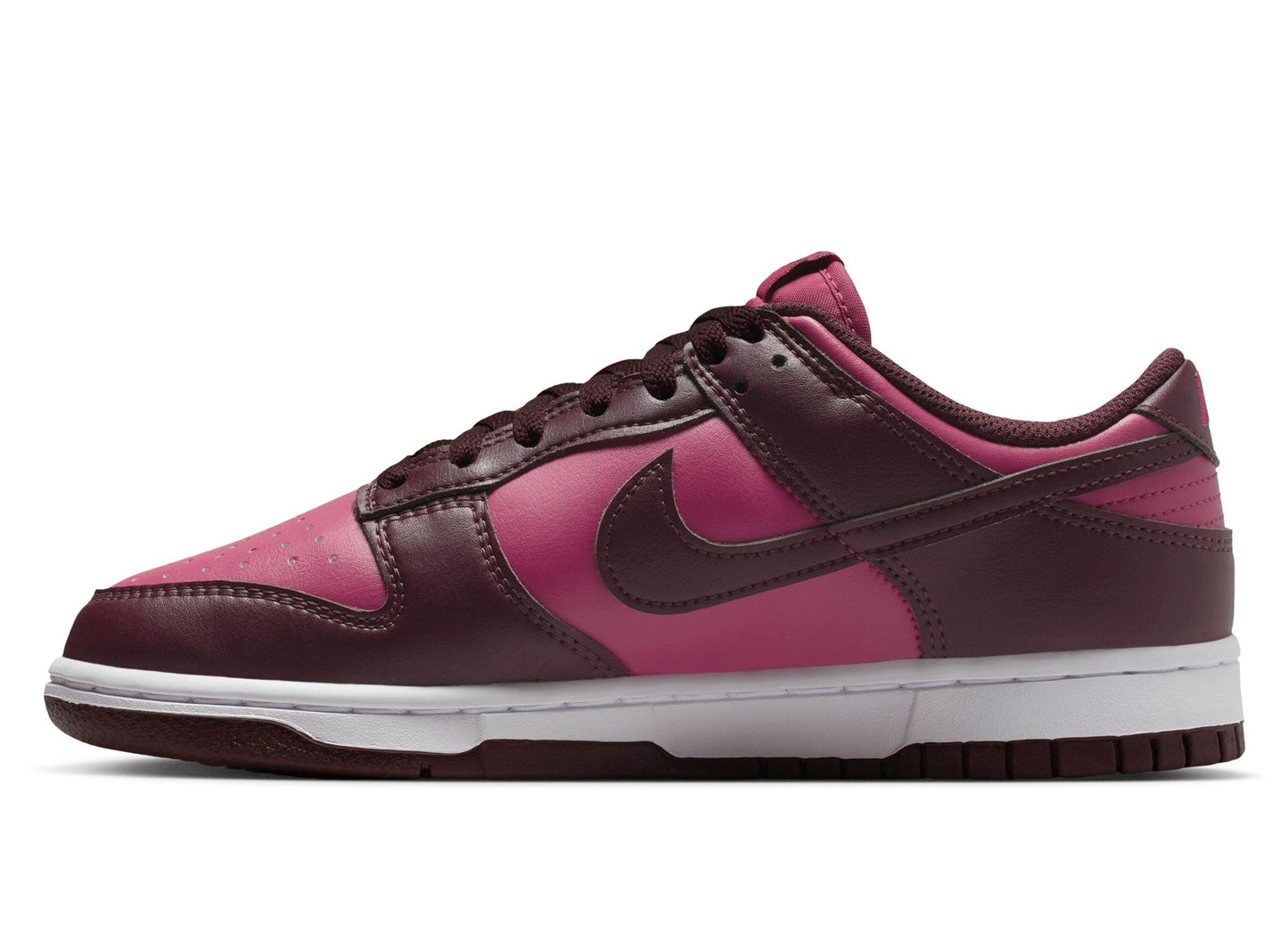 Women's Nike Dunk Low - view 3