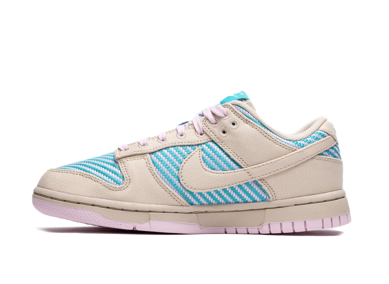 Women's Nike Dunk Low - view 3