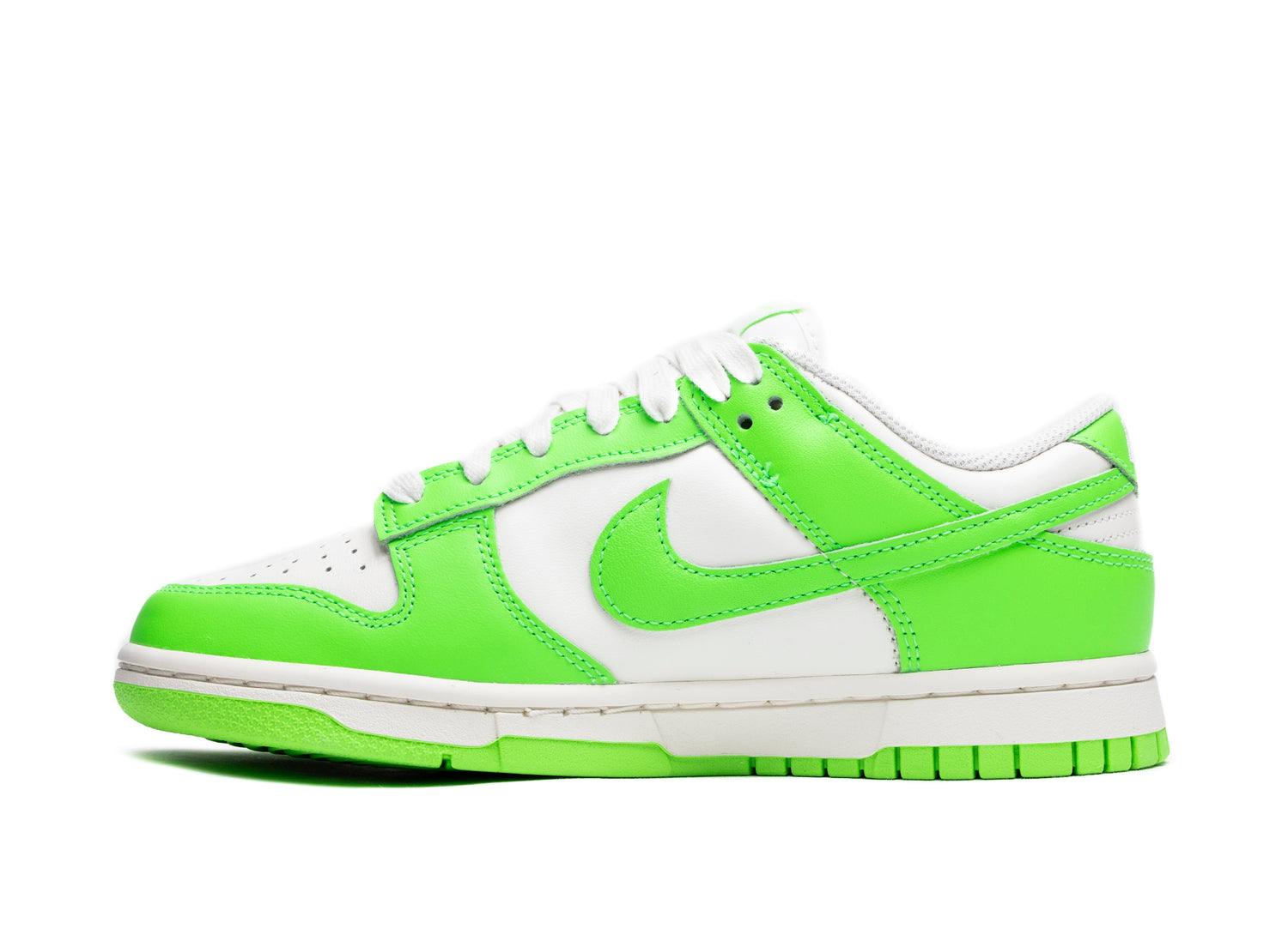 Women's Nike Dunk Low - view 4