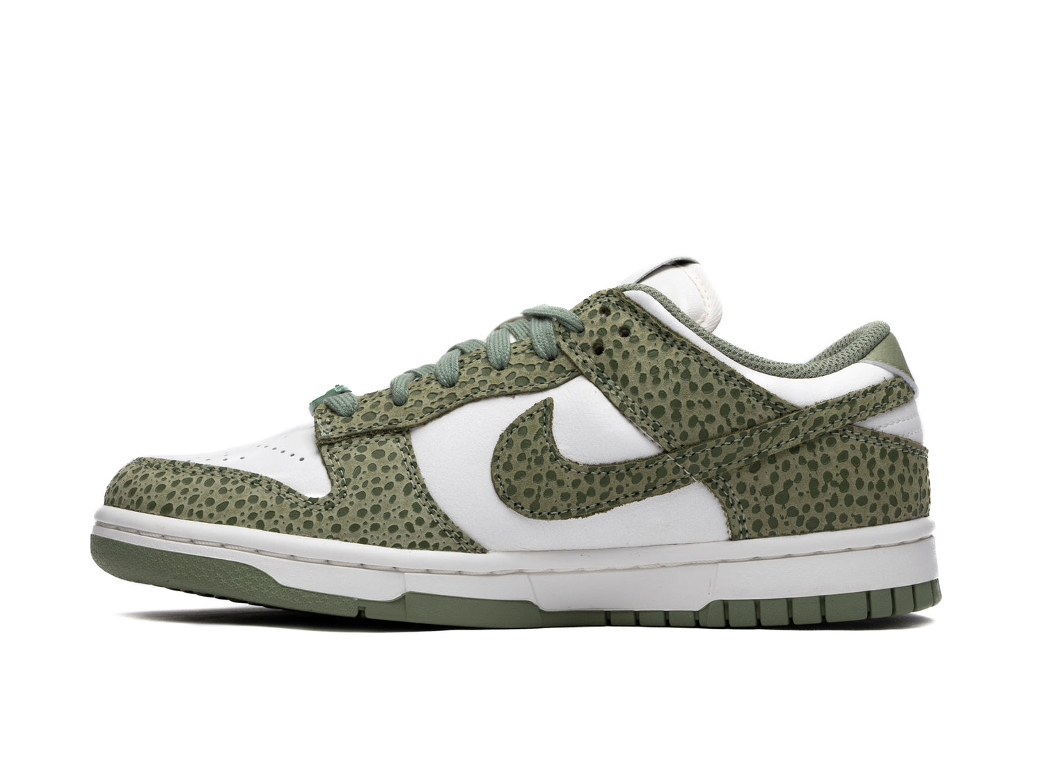 Women's Nike Dunk Low Premium - view 3