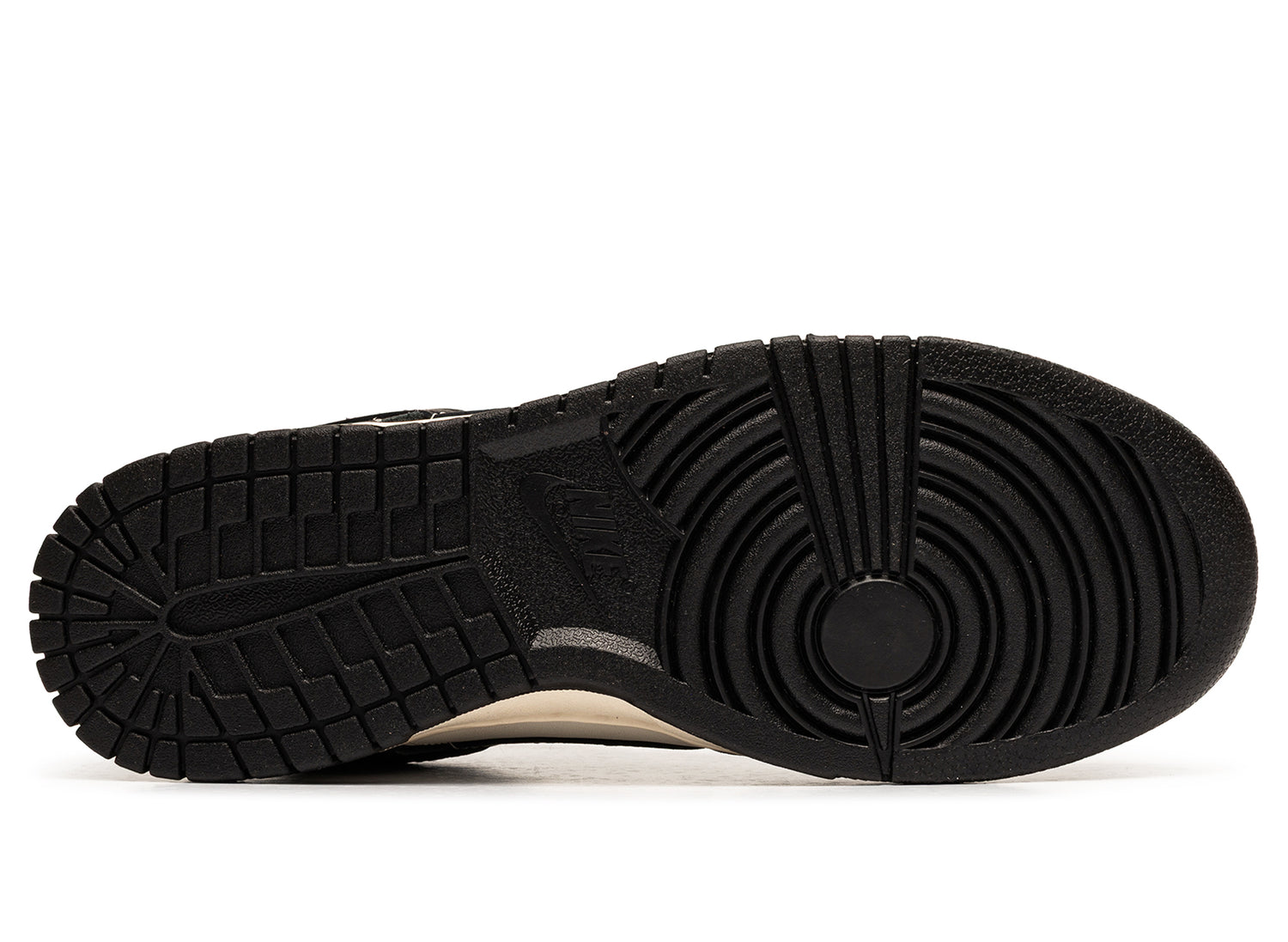 Women's Nike Dunk Low SE - view 5