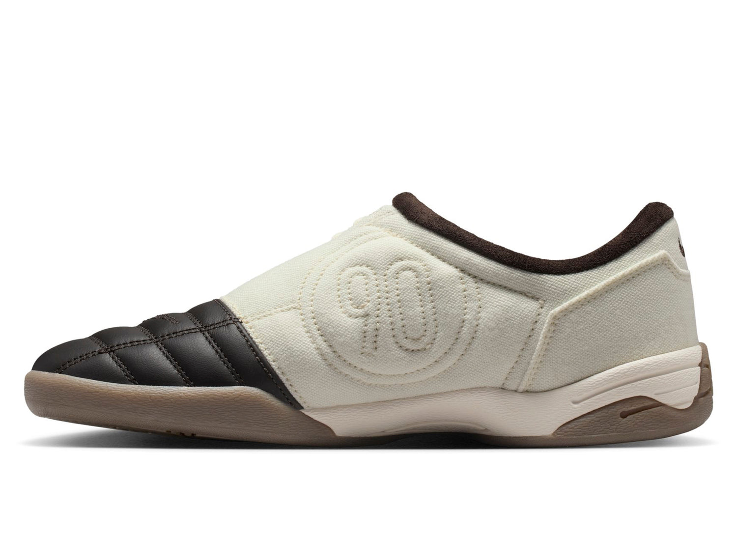 Women's Nike Total 90 in Soft Pearl / Velvet Brown — view 3