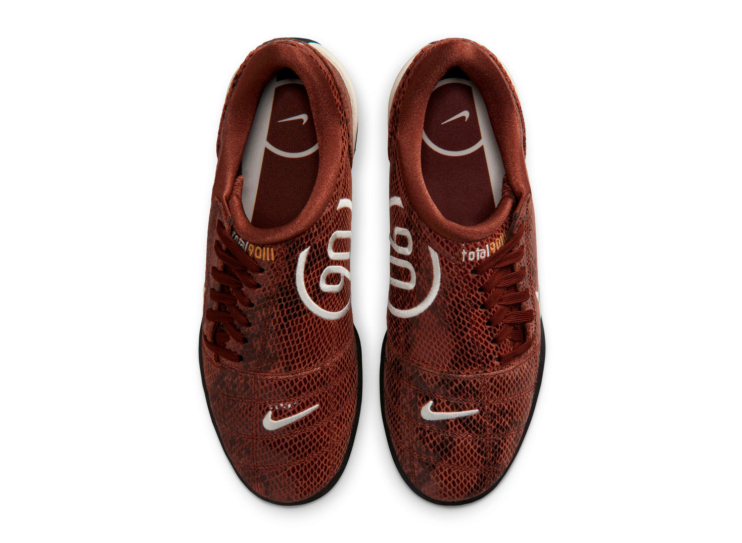 Women's Nike Total 90 SE — view 4
