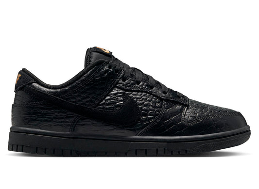 Women's Nike Dunk Low SS in Black