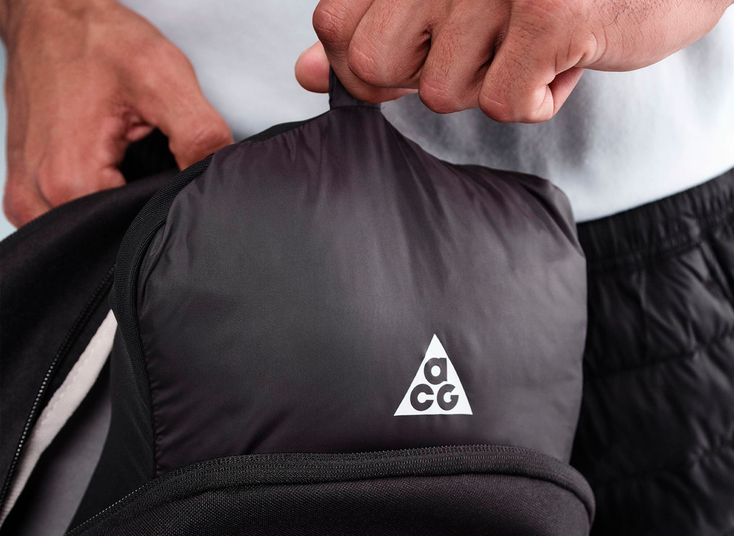 Nike ACG "Lava Flow" Therma-FIT ADV Jacket in Black