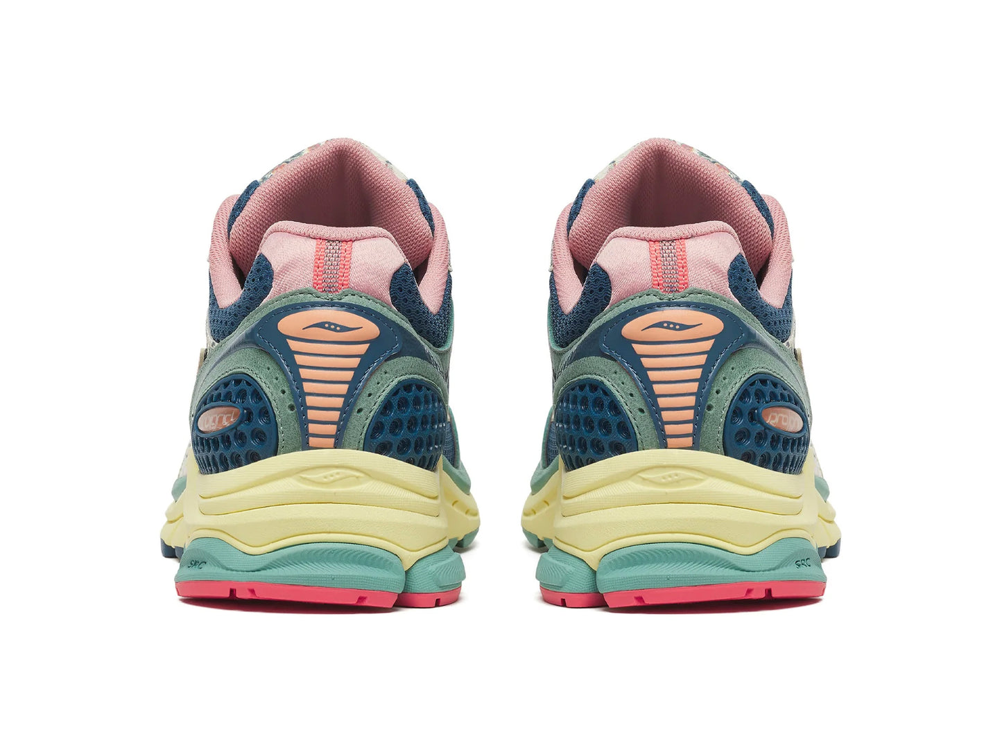 Saucony Progrid Triumph 4 in Blue / Beige