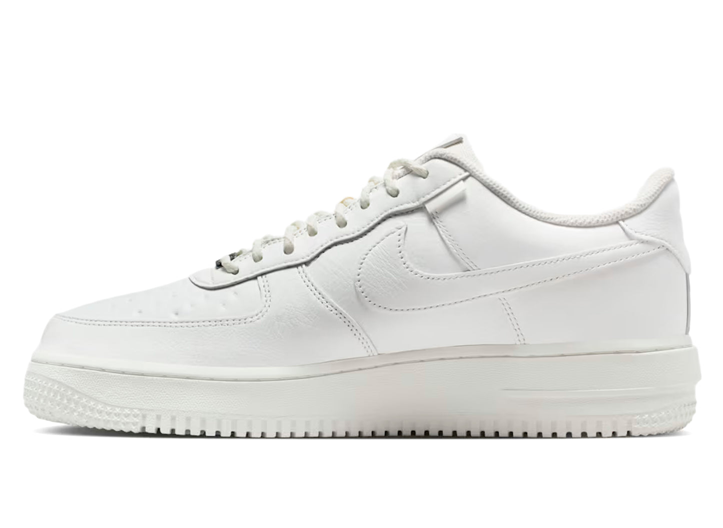 Nike Air Force 1 GTX Vibram in Summit White