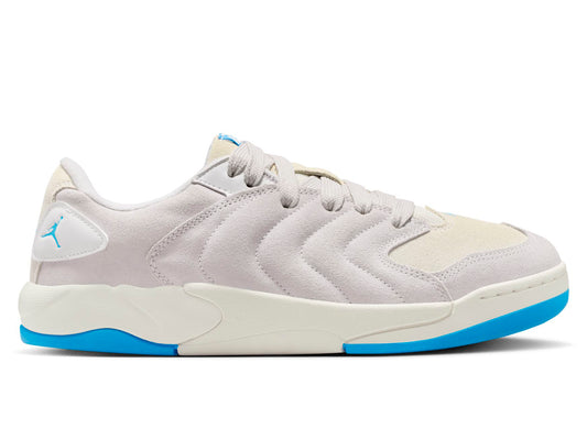 Jordan Session in Summit White / Vast Grey