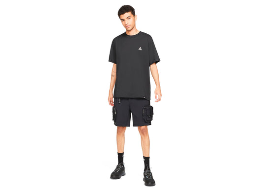 Nike ACG Short-Sleeve T-Shirt in Black