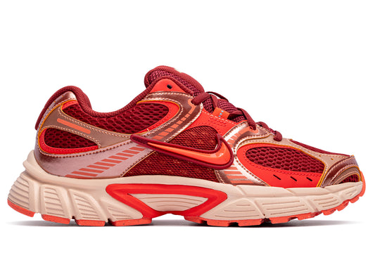 Women's Nike V5 Runner in "Team Crimson / Bright Crimson"