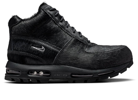 Nike Air Max Goadome QS in Black