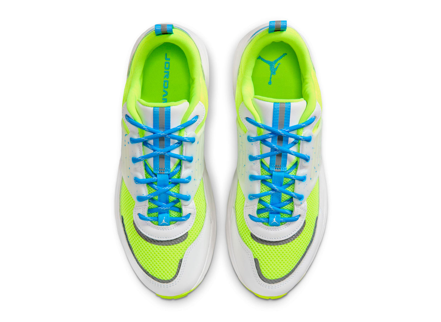 Jordan Trunner O/S in Volt / White