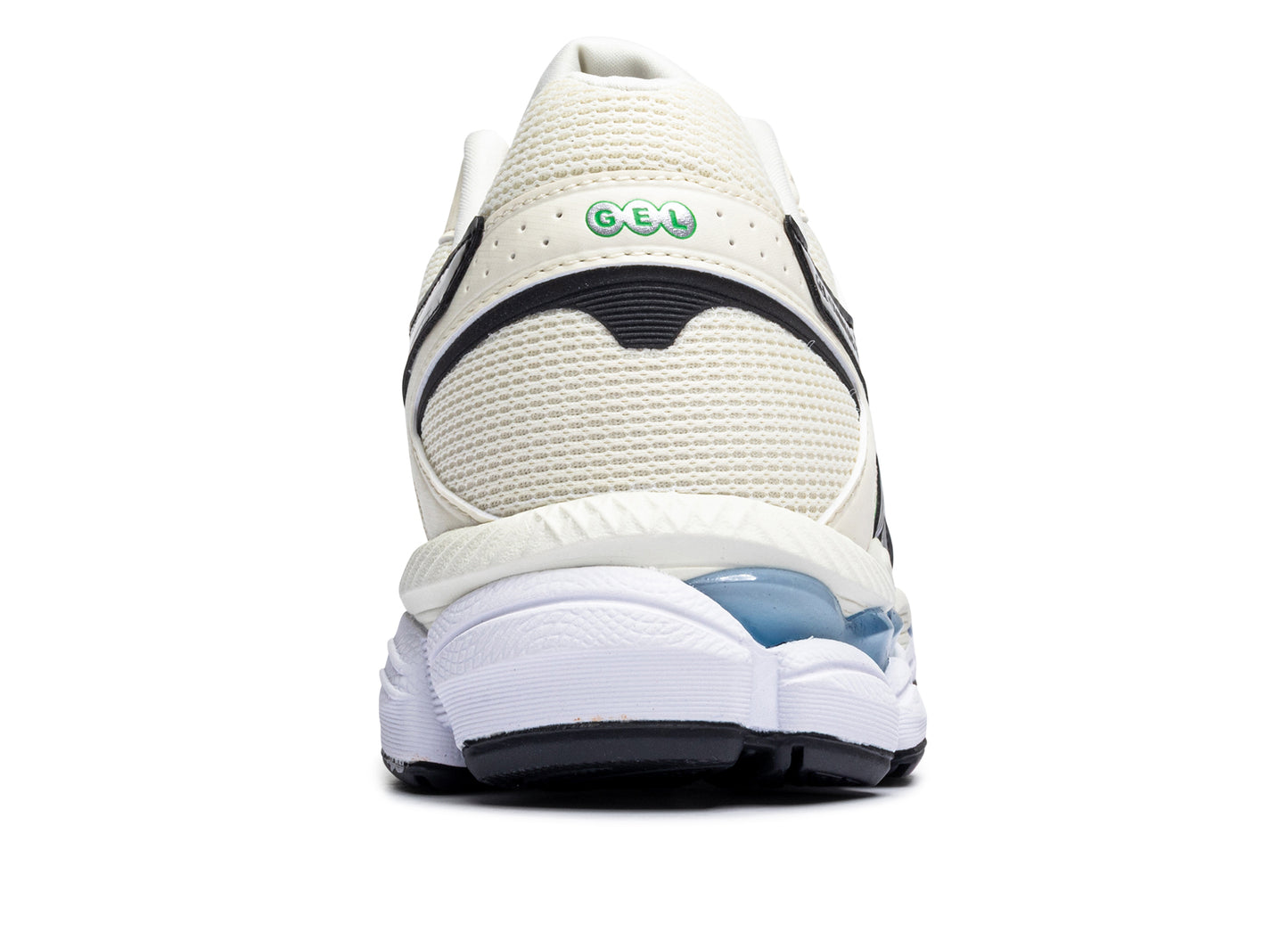 Asics Gel-Cumulus 16 in 'Ivory / Pure Silver'