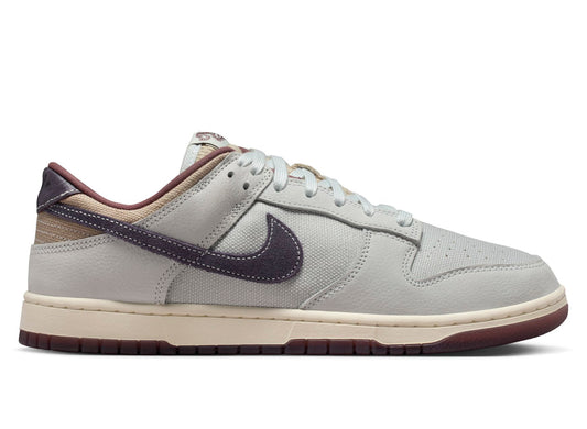 Nike Dunk Low Retro SE in Off White / Dark Raisin