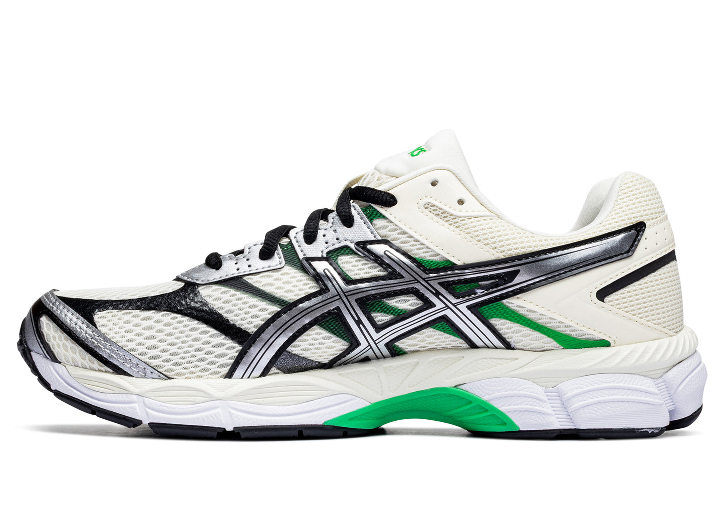 Asics Gel-Cumulus 16 in 'Ivory / Pure Silver'