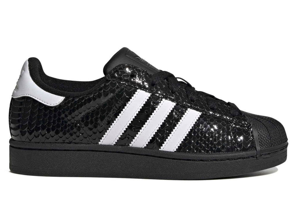 Women's Adidas Superstar II in Core Black / White
