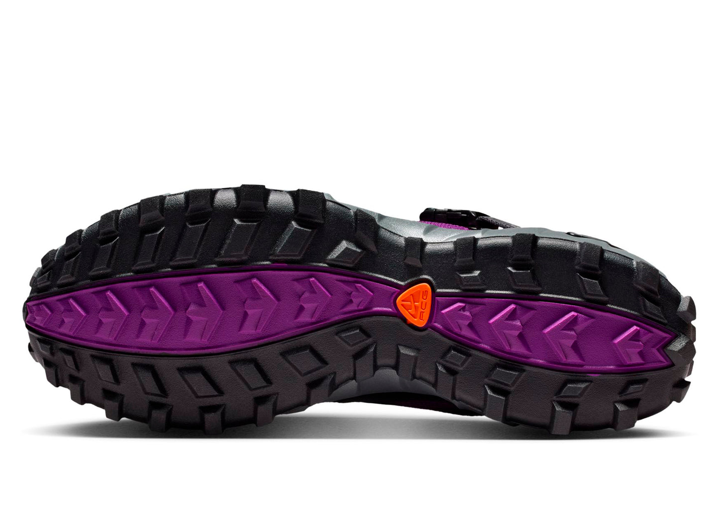 Nike ACG Phassad in Bold Berry