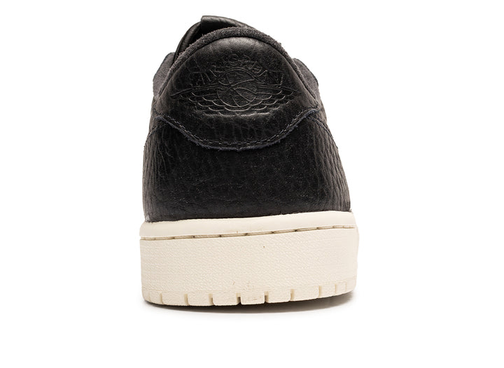 Air Jordan 1 Retro Low