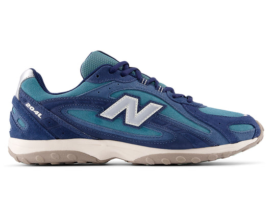 New Balance 204L U204L67Q in Navy / Salt Water
