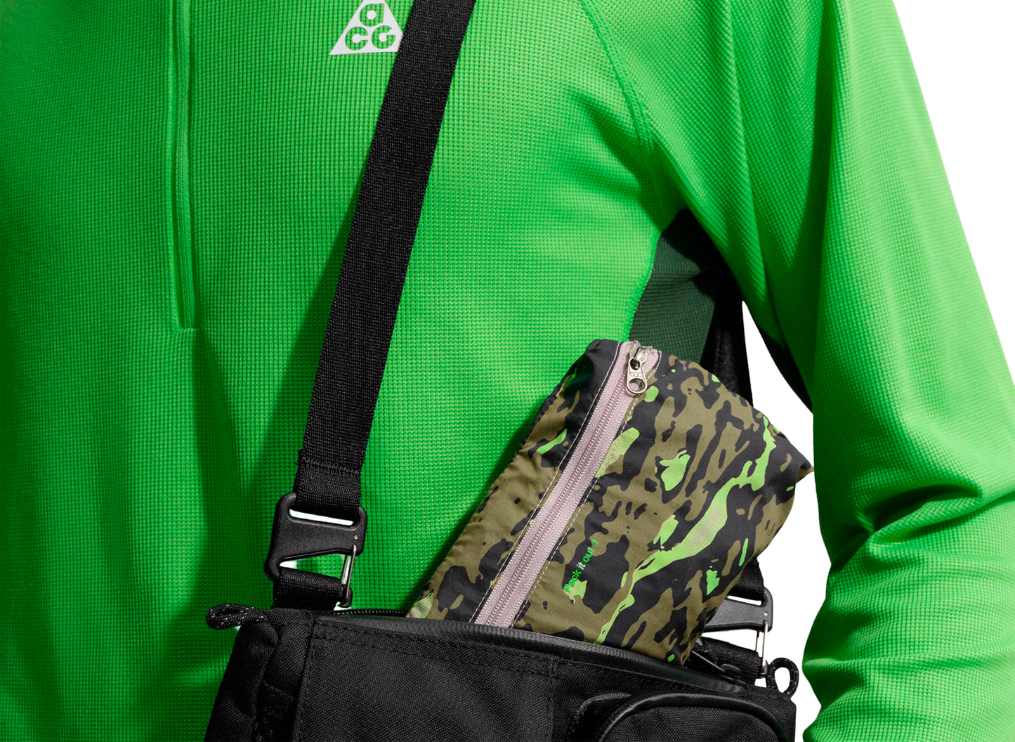 Nike ACG Trail Running Jacket in College Grey