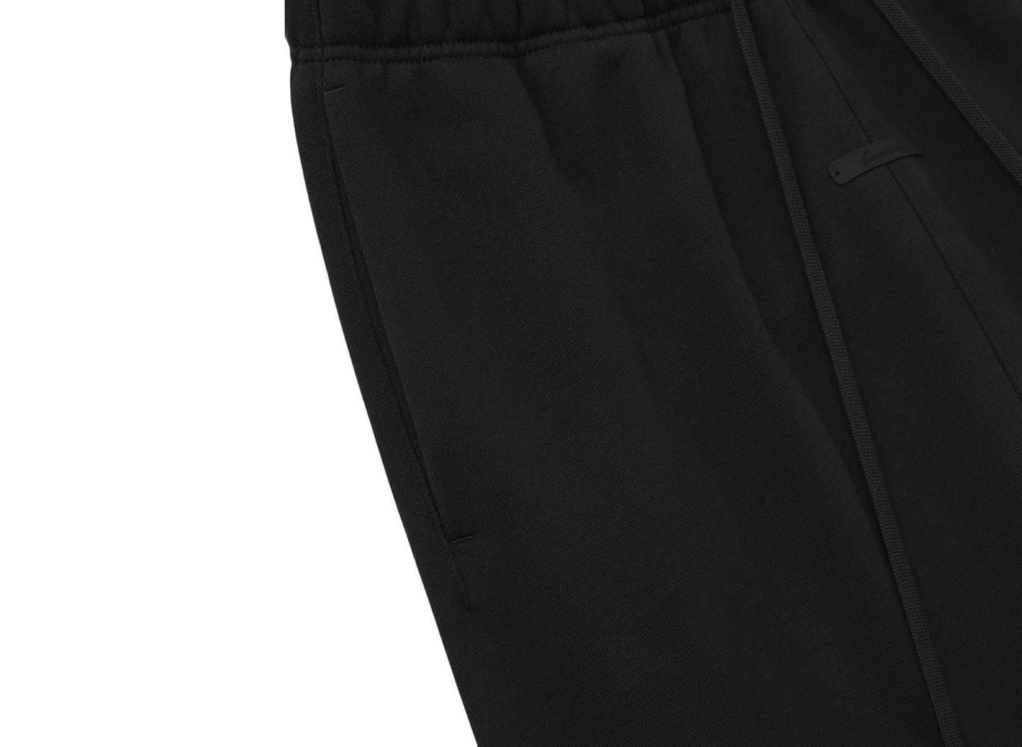 Fear of God Essentials Active Trace Relaxed Sweatpant « Vintage Black »