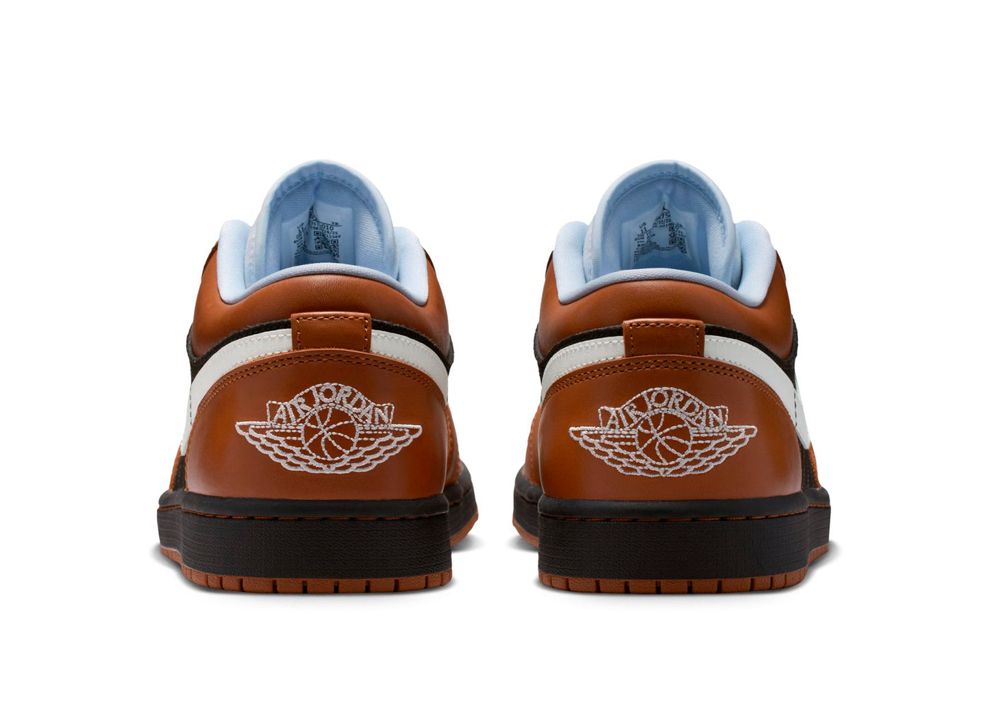 Air Jordan 1 Low SE in Black / Sail