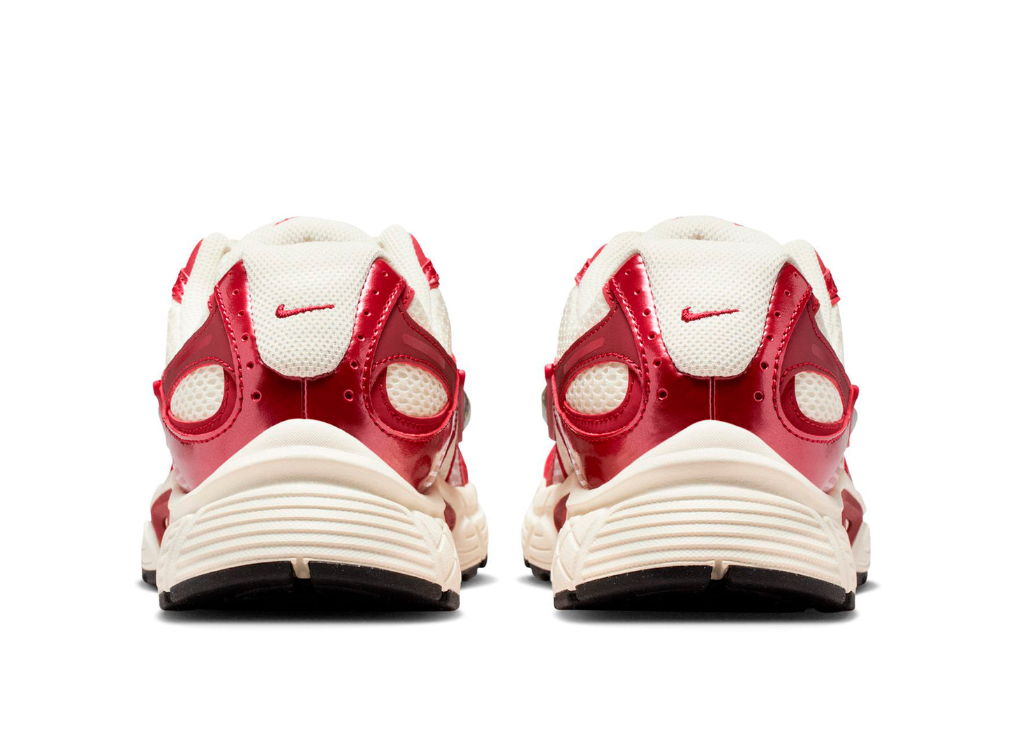 Women's Nike V5 Runner in Soft Pearl