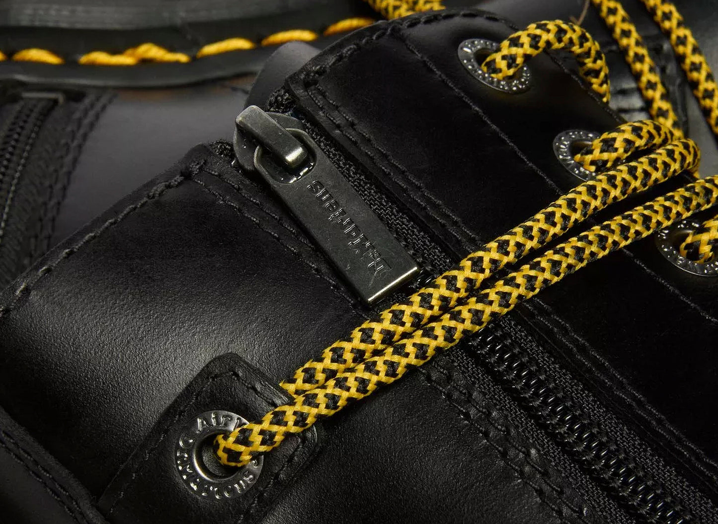 Dr. Martens Jadon XL Black Abruzzo WP