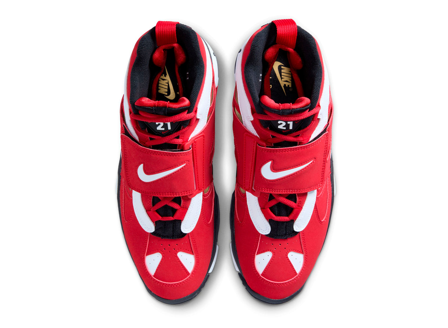 Nike Air Diamond Turf 2 in Prime Red