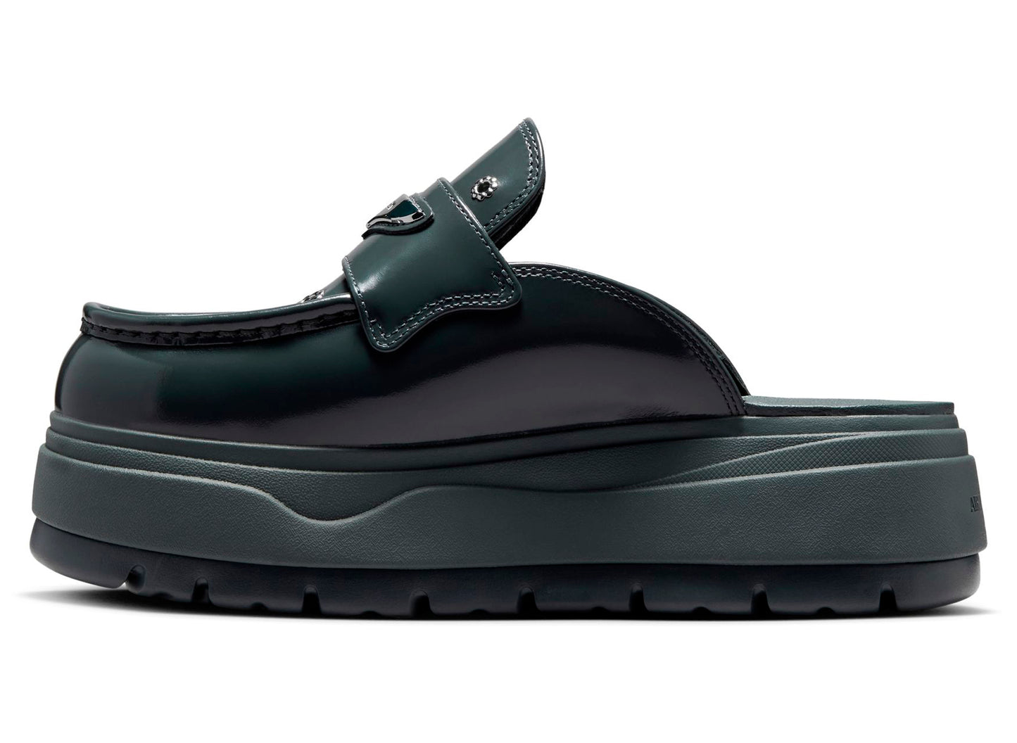 Women's Air Jordan Mule SE in Anthracite / Metallic Silver