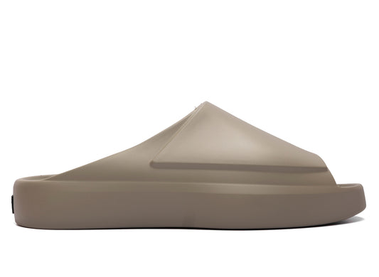 Fear of God Essentials Los Feliz in Clay