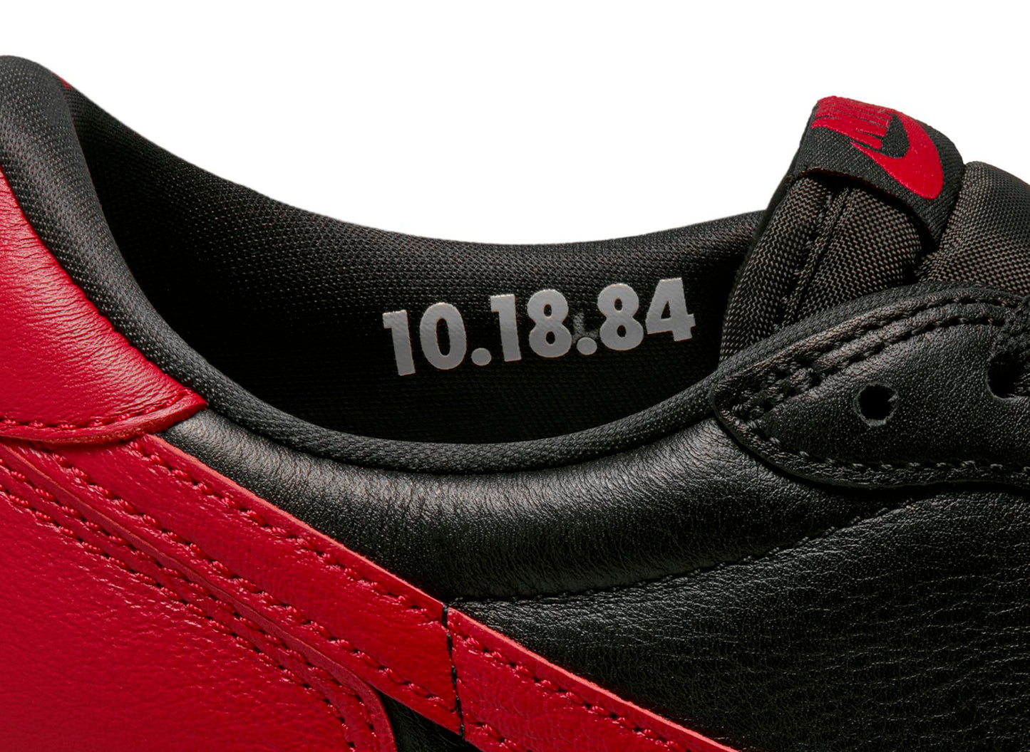 Air Jordan 1 Retro Low OG "Banned"