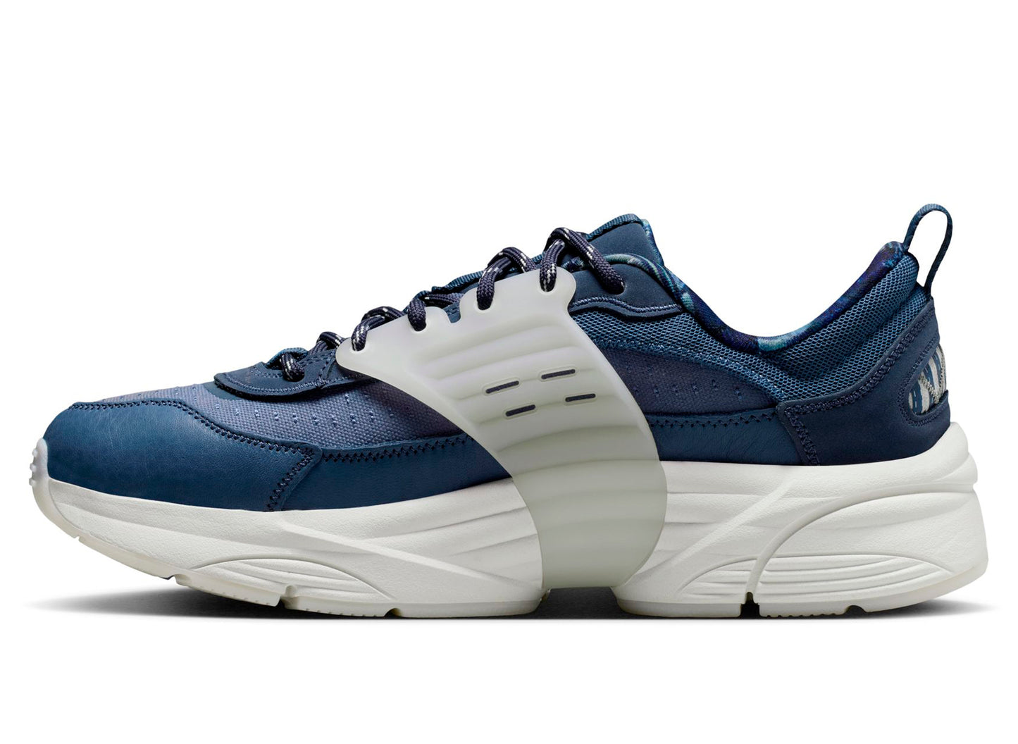 Jordan Trunner O/S in Diffused Blue / Pale Ivory