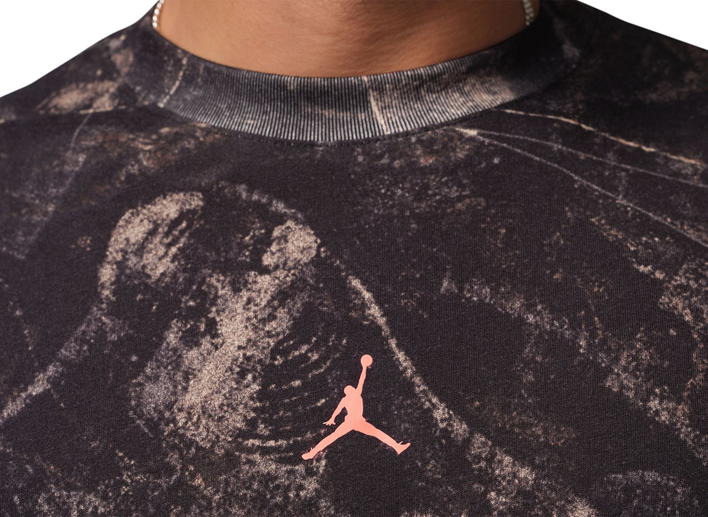 Jordan Brooklyn Long-Sleeve T-Shirt in Black
