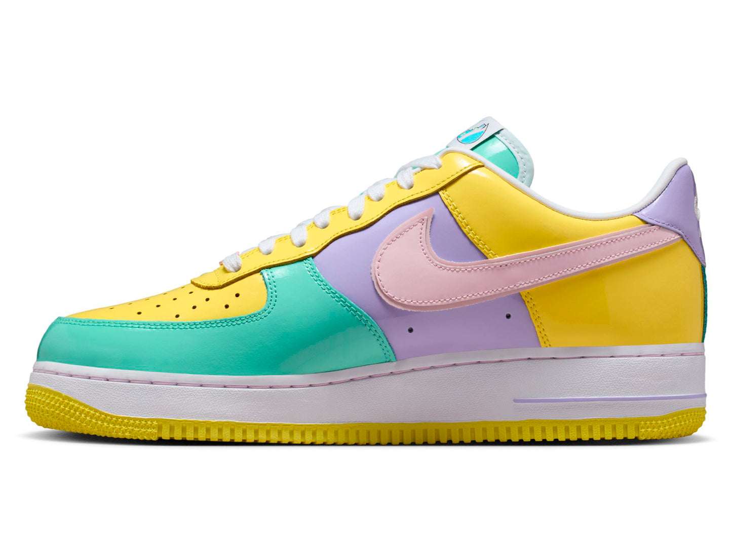 Nike Air Force 1 '07 in Yellow Pulse / Pink Foam