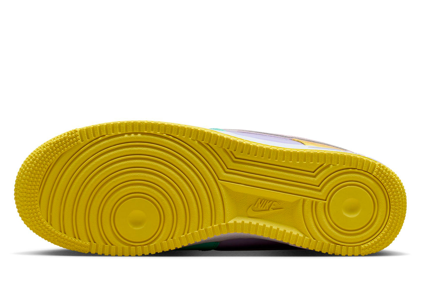 Nike Air Force 1 '07 in Yellow Pulse / Pink Foam