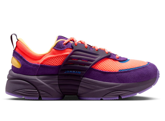 Jordan Trunner O/S SP in Bright Mango / Eggplant