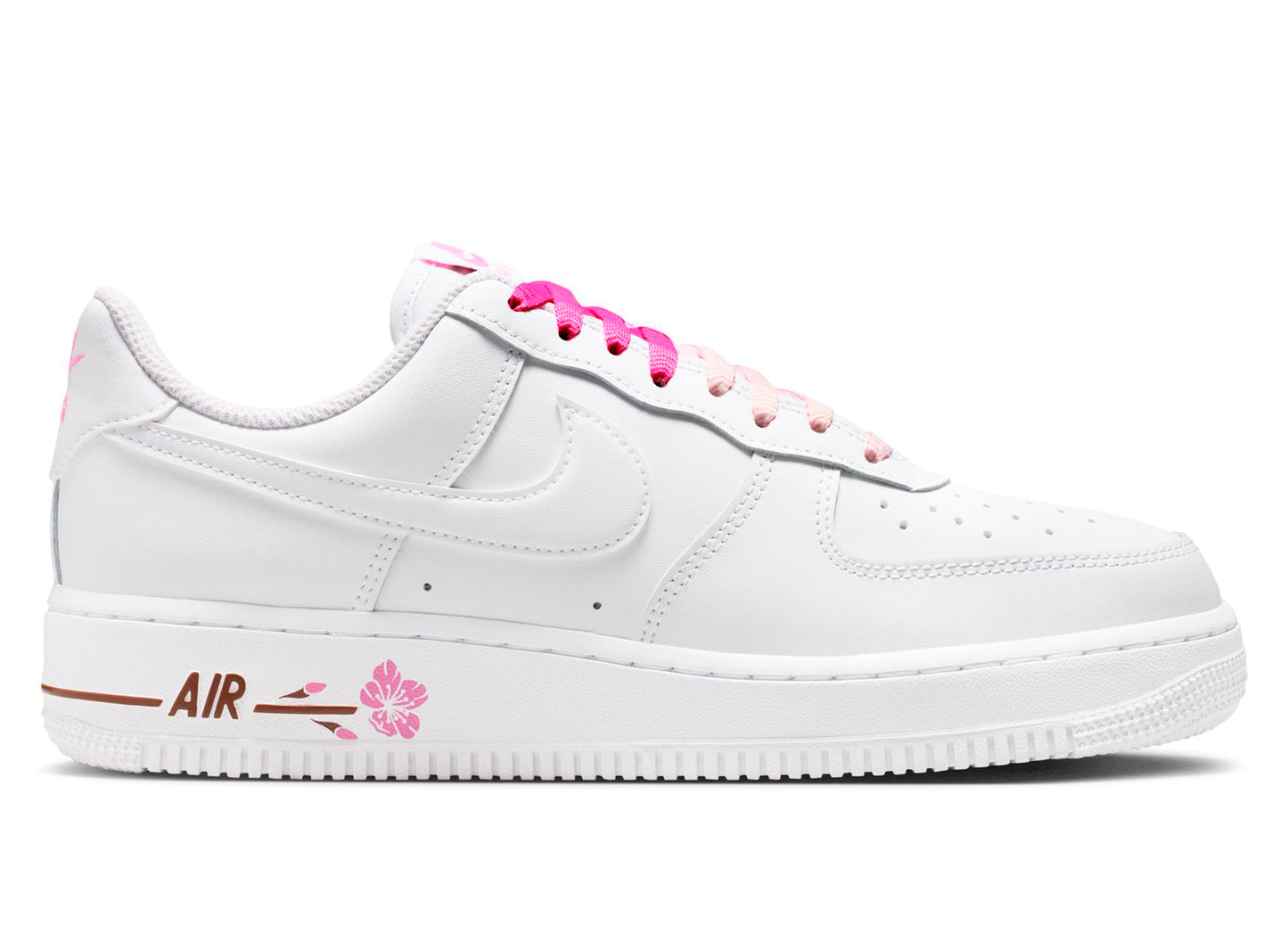 Women's Nike Air Force 1 '07 SE in White / Playful Pink