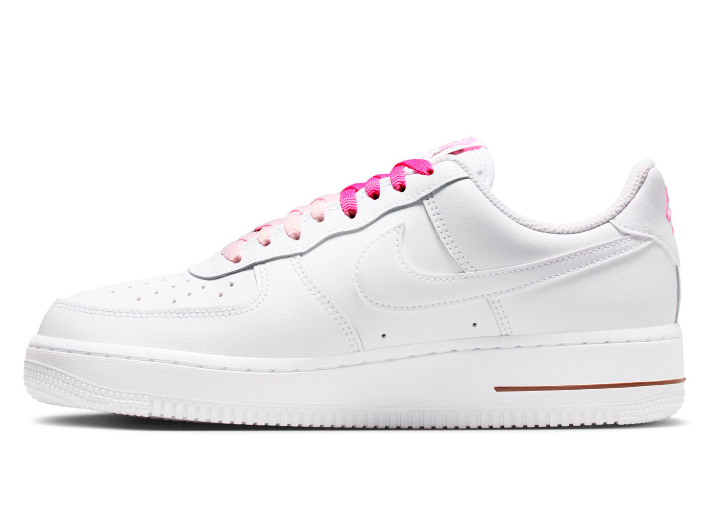 Women's Nike Air Force 1 '07 SE in White / Playful Pink