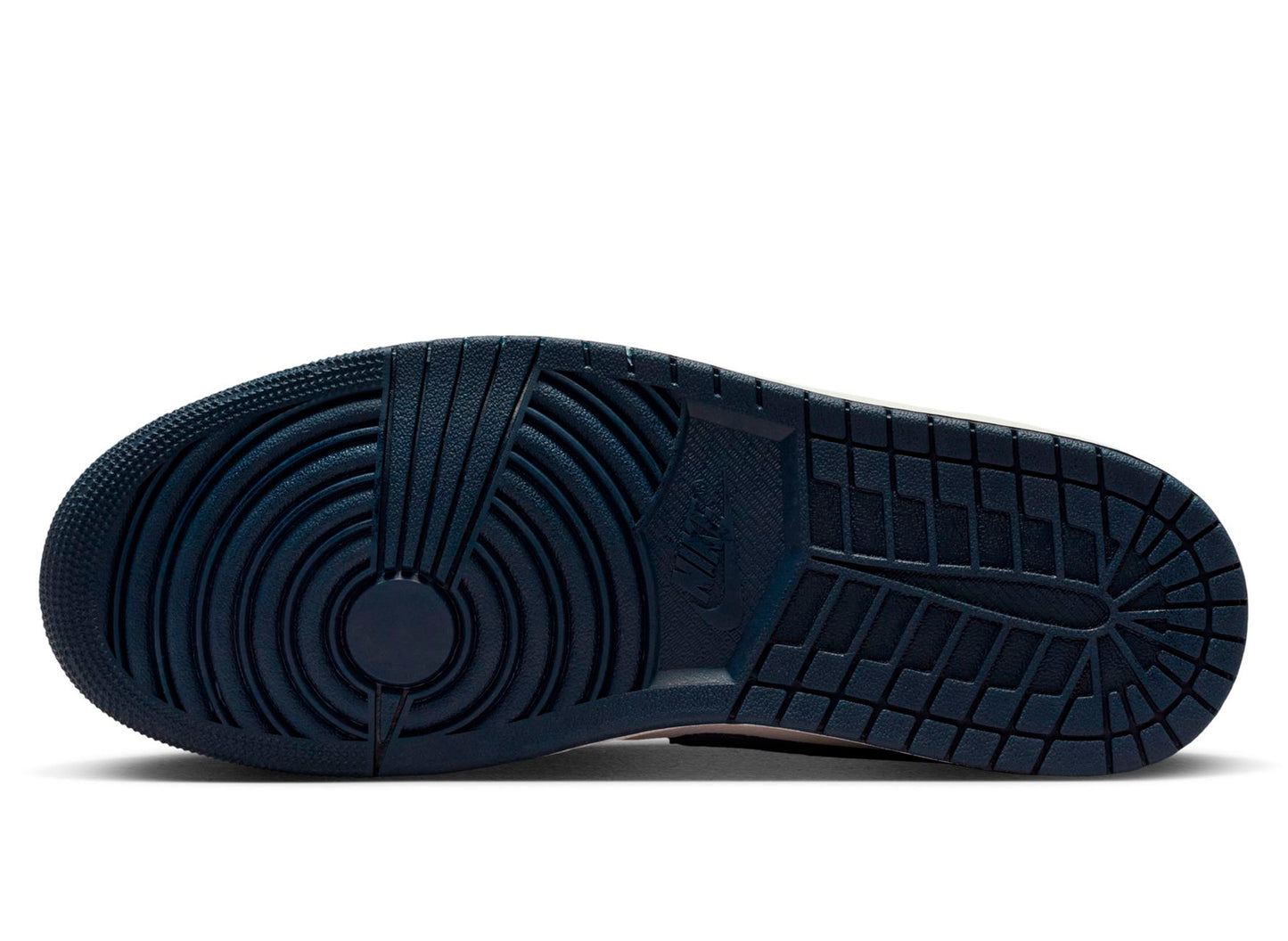 Air Jordan 1 Low SE in Obsidian / University Gold