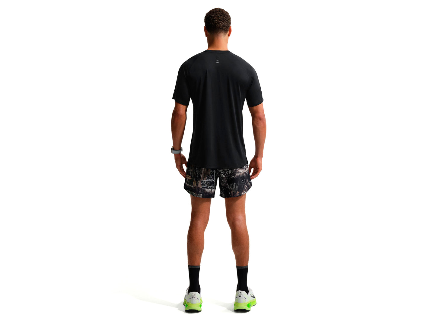 Nike Stride Dri-FIT 5" Realtree Running Shorts
