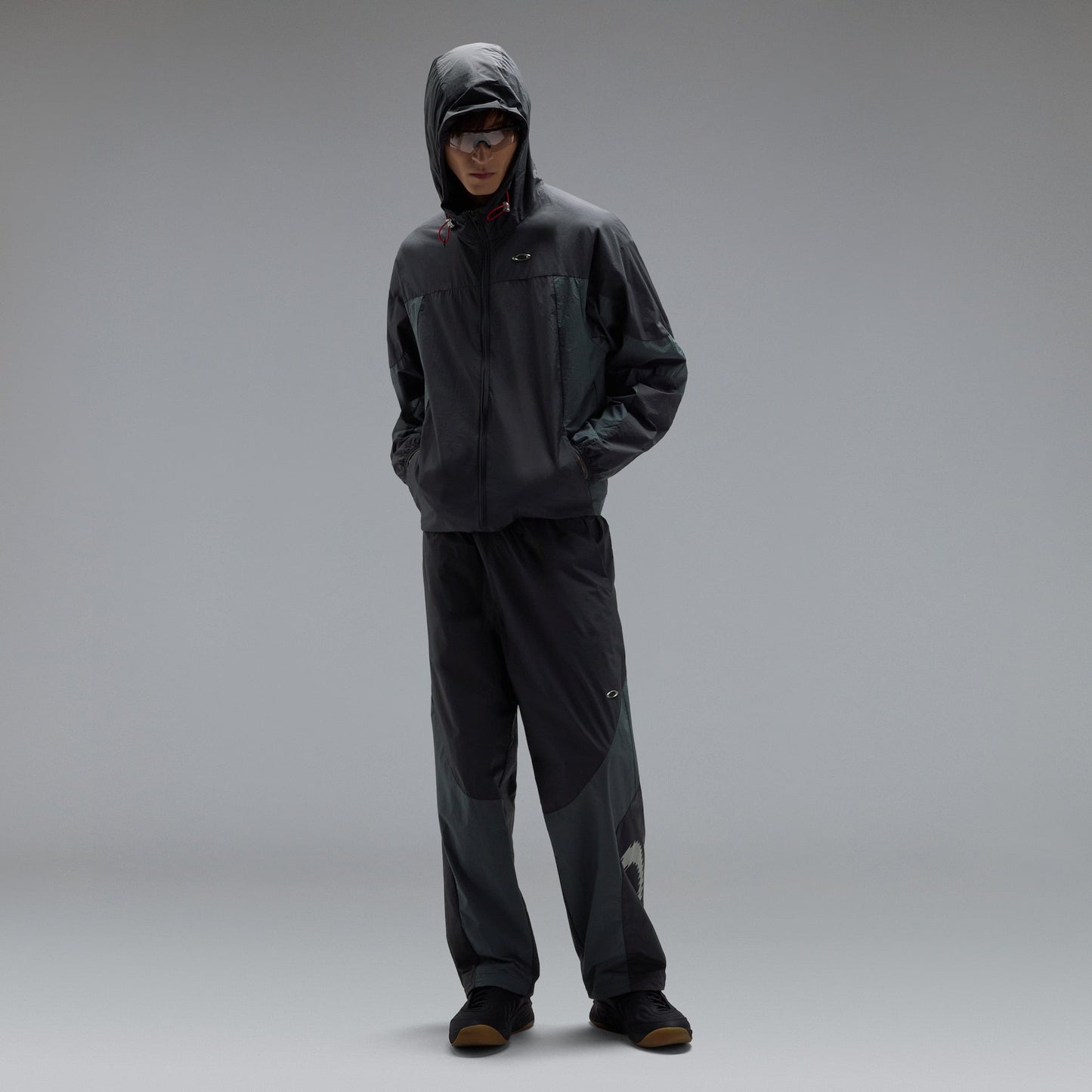 Oakley Icon S O-Light Dry Jacket 1.0 in Phantom - View 3