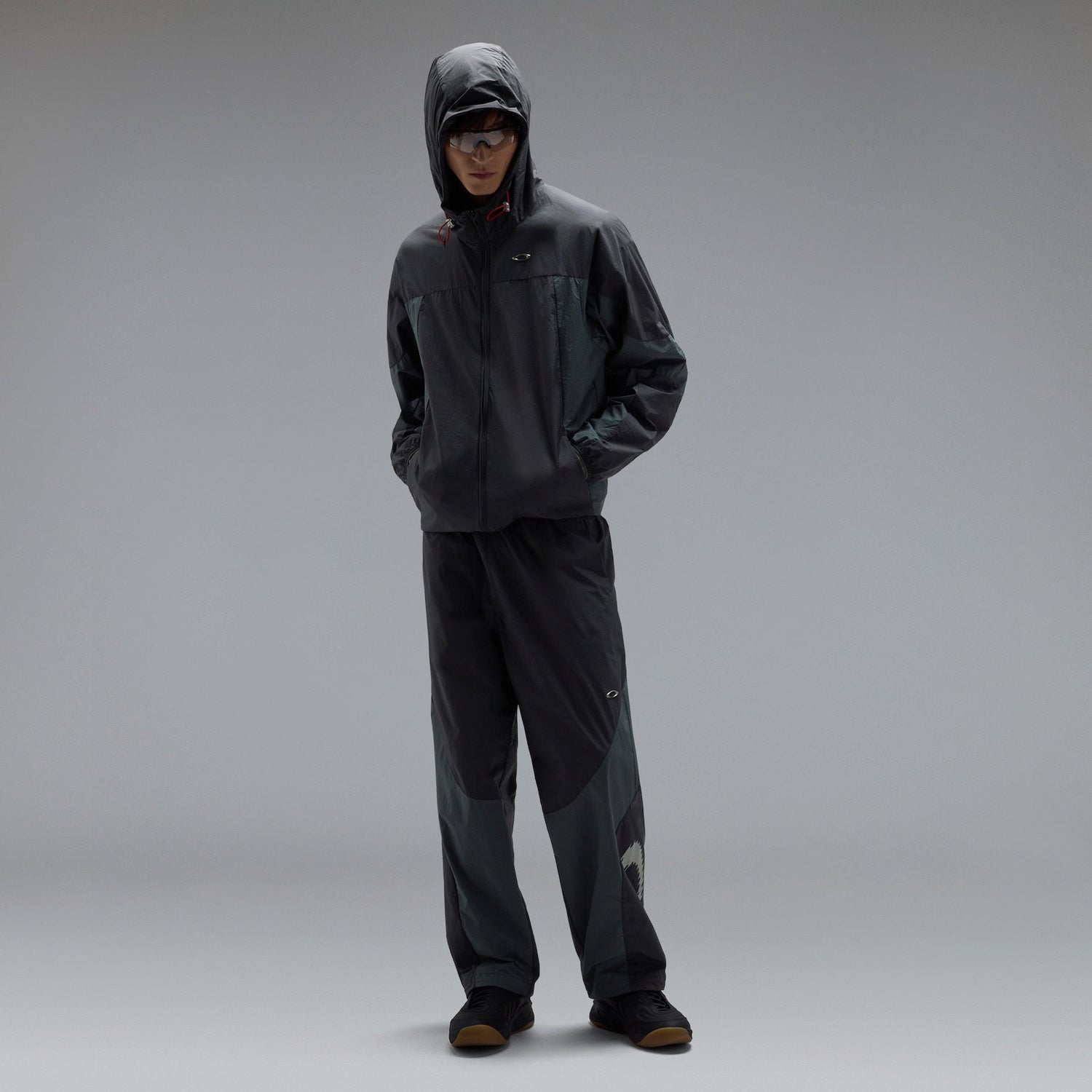 Oakley Icon S O-Light Dry Jacket 1.0 in Phantom - View 3