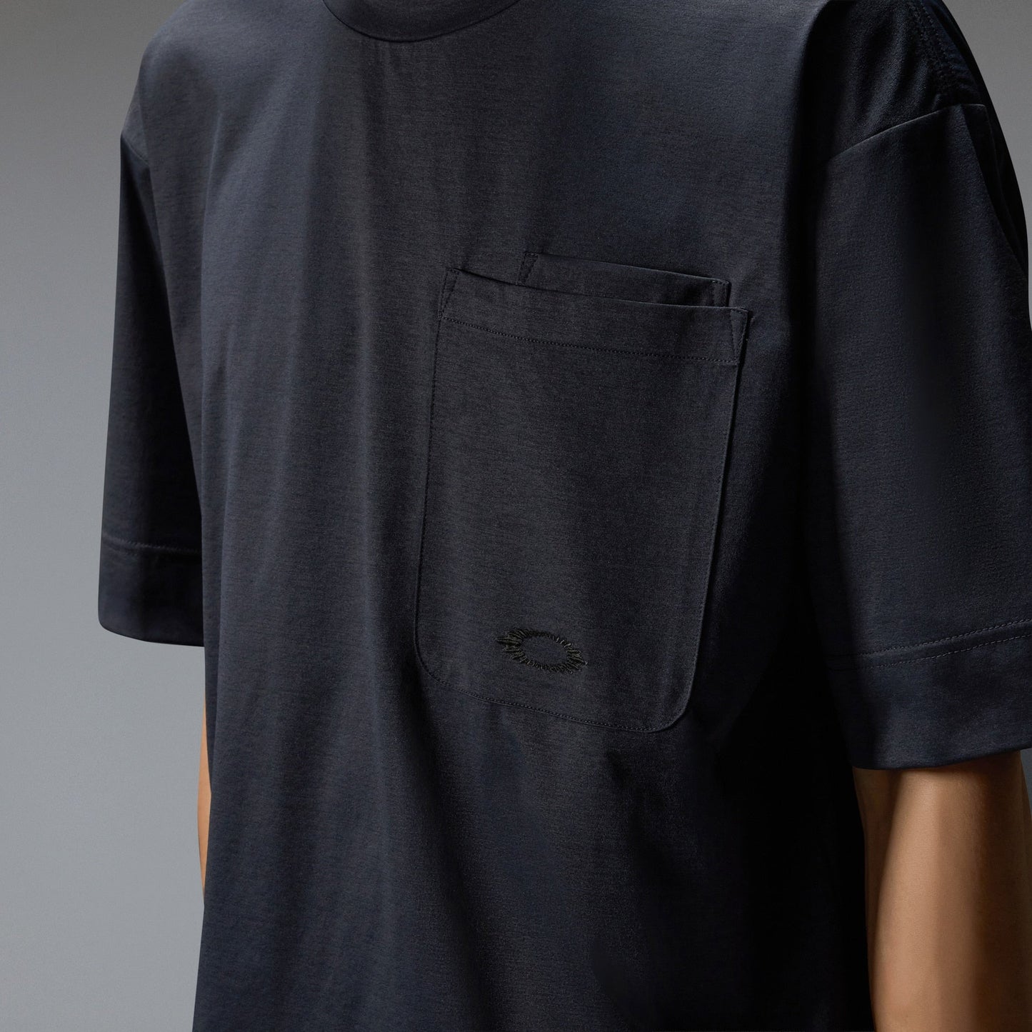 Oakley FGL Scratch SS Tee 6.7 in Phantom - View 4