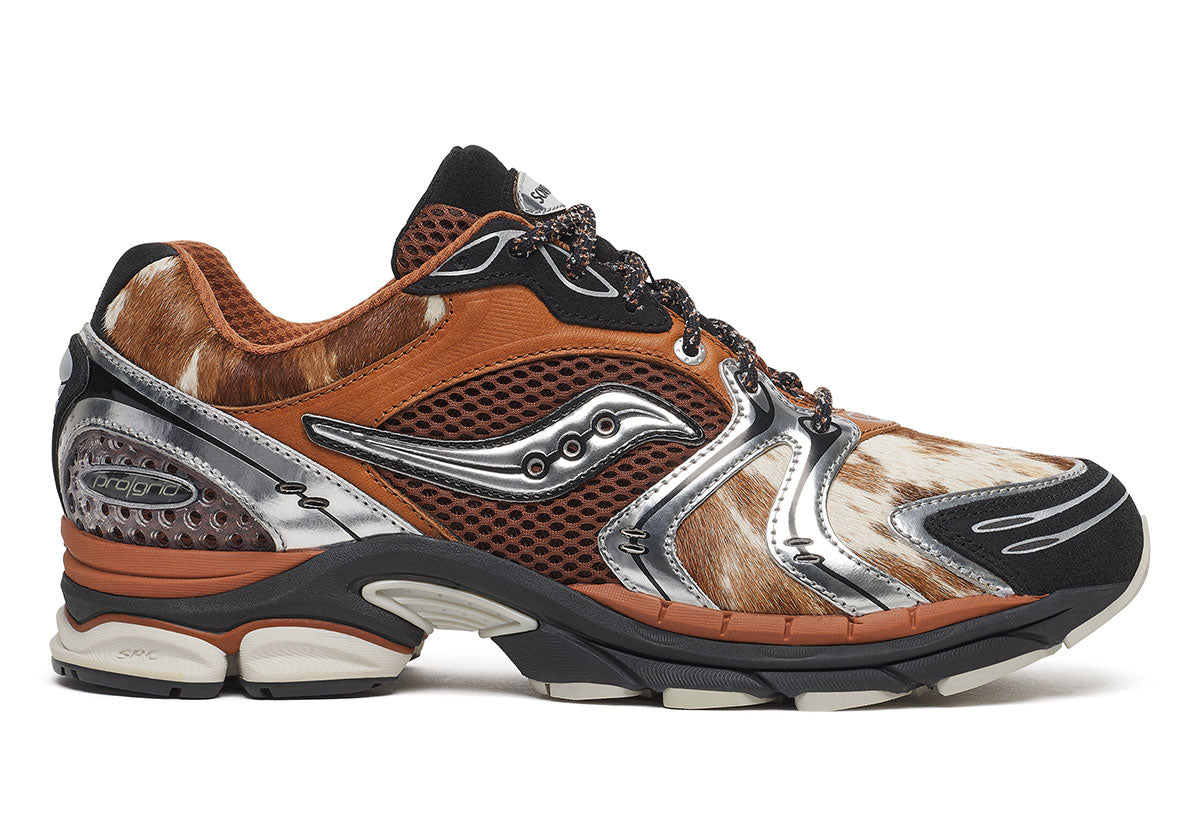 Saucony ProGrid Triumph 4 Space Cowboy alternate view 2