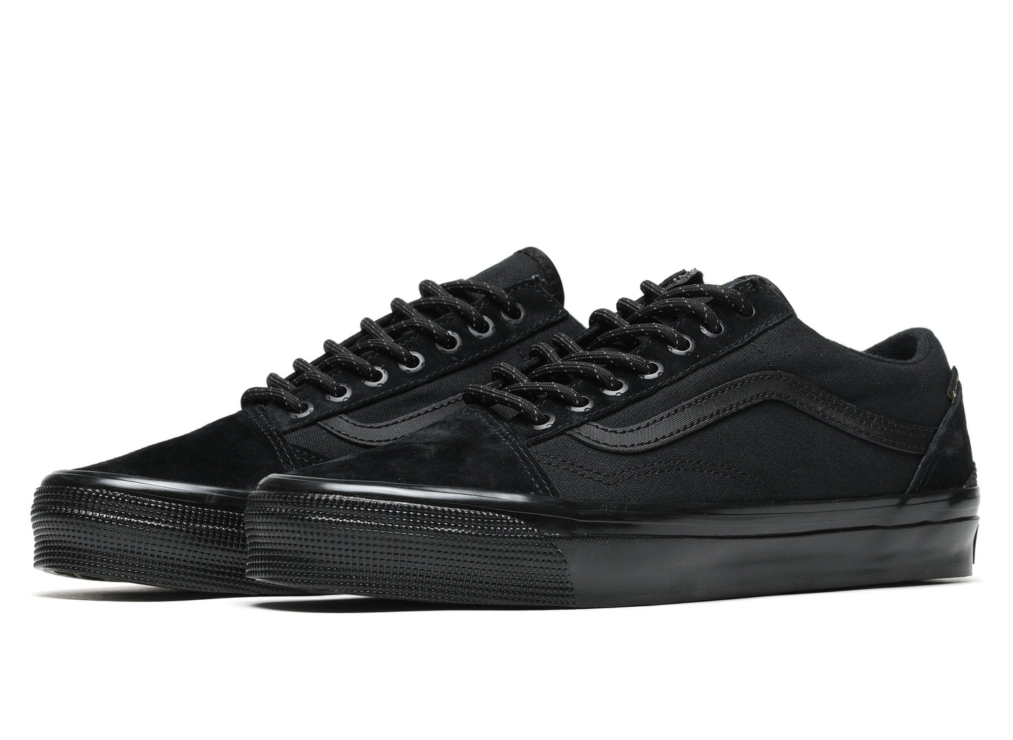 Vans LX Old Skool GTX Black pair view