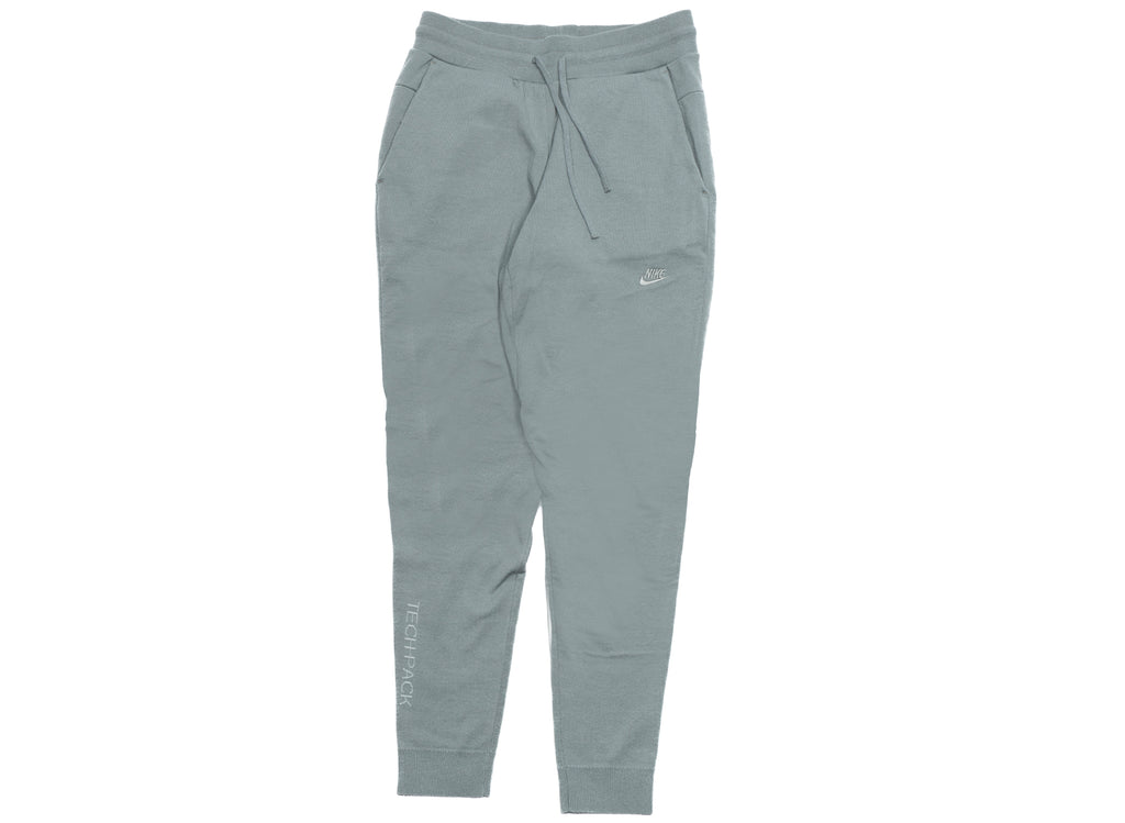 Nike Sportswear Therma-Fit ADV Tech Pack Pants