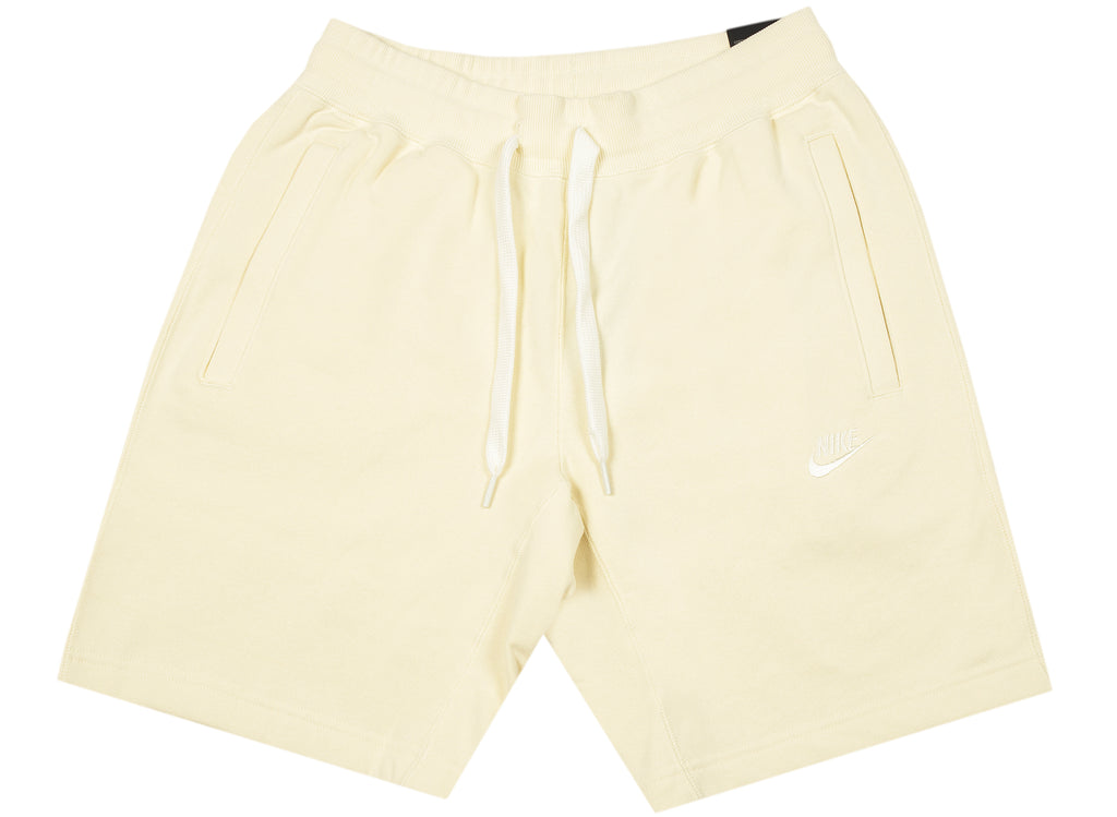 Nike Sportswear Classic Fleece Shorts in Grey