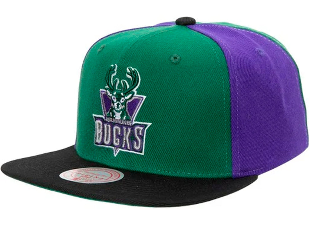 Mitchell & Ness NBA On the Block Bucks Snapback